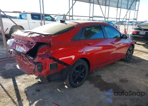 2022 Hyundai Elantra Sel z USA, uszkodzony, nr VIN 5NPLS4AG4NH081038